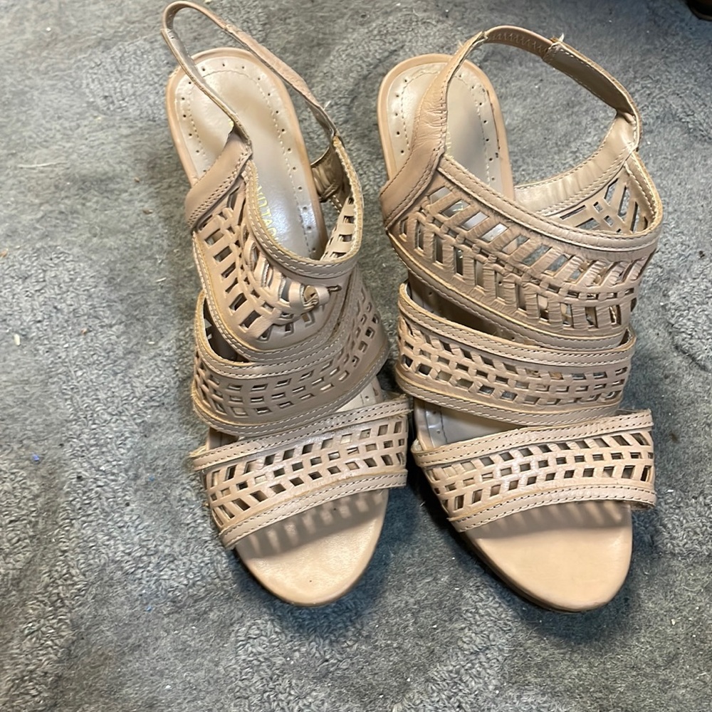Tan heels